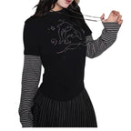 Hesaco Womens Y2k Grunge Teen Girls Tee 2000s Clothes Long Sleeve Emo Goth Top Vintage Graphic Tees