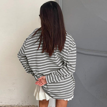 Hesaco Oversized Tshirts for Women Y2k Striped Shirt Long Sleeve Sweatshirt Casual Loose Pullover Y2K Shirt Top Fall Tops