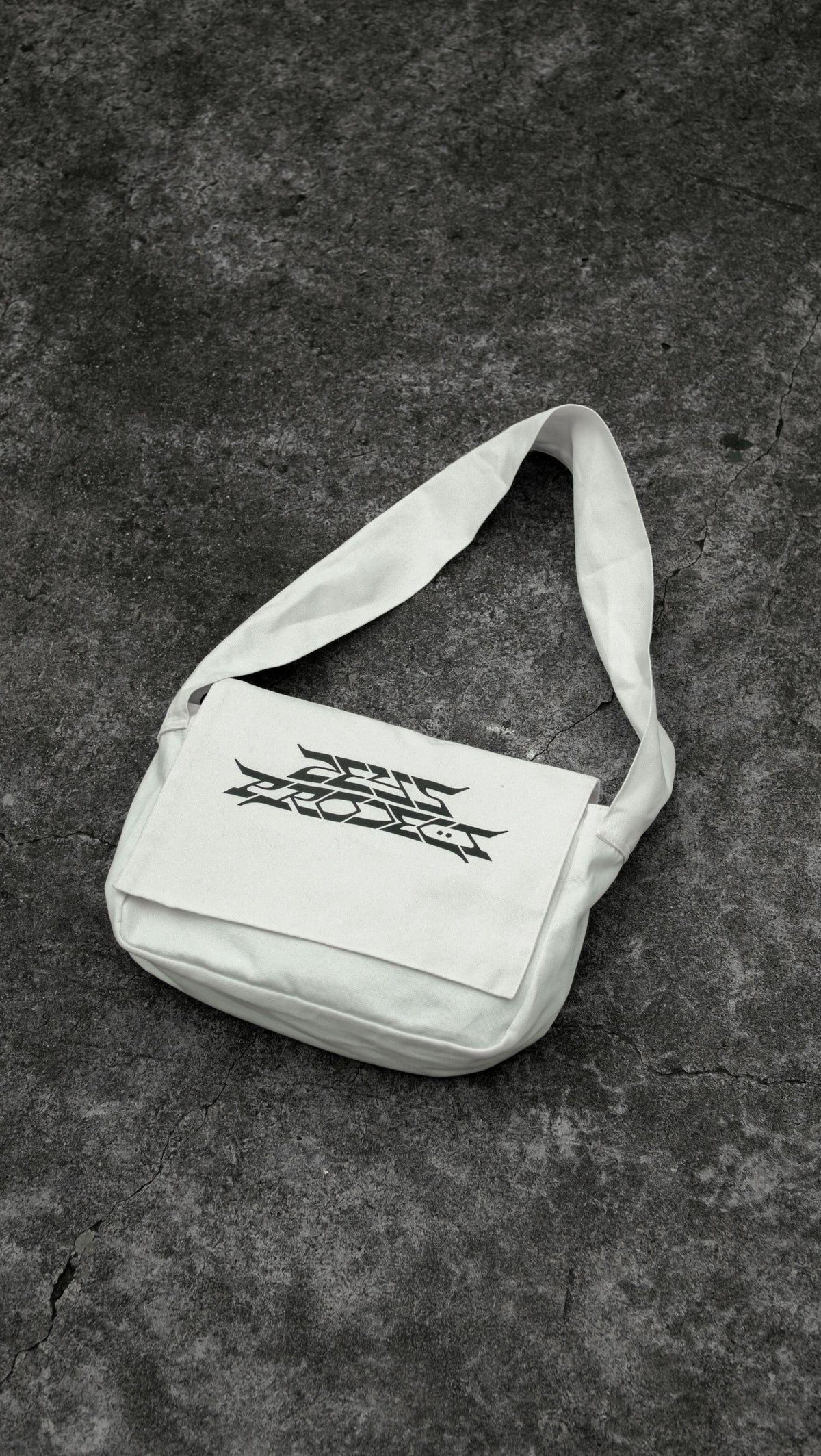 Relay Utility Shoulder Bag development sample